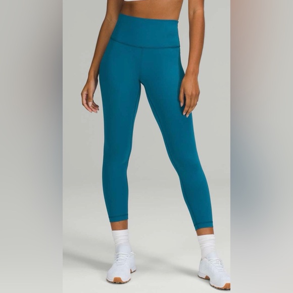 lululemon athletica Pants - Lululemon Wunder Train High-Rise Tight 25 inch Women’s Size 18 Colour Capri